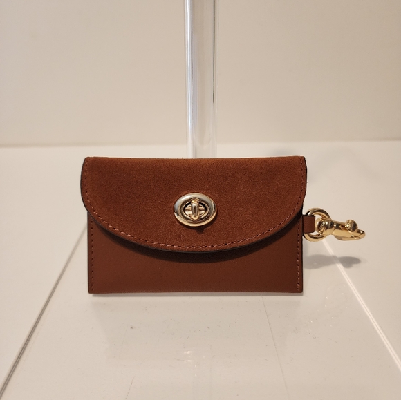 Coach Turnlock Card Case - Picture 1 of 14